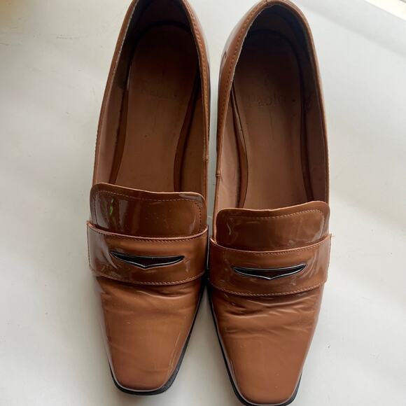 L. Paolo Tan Patent Leather Block Heel Loafers - Size 8.5 - Picture 6 of 6